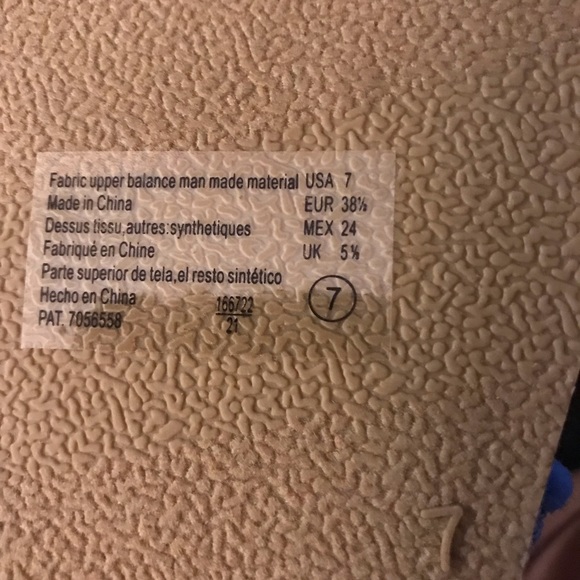 Brash Sandals - Picture 2 of 3